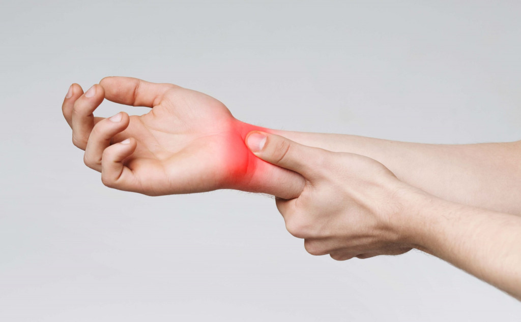 Sering Kesemutan Saat Mengetik? Waspadai Carpal Tunnel Syndrome