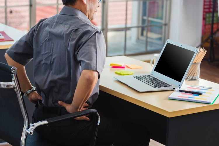 Mengapa Duduk Lama dan Stres Memicu Naiknya Asam Lambung